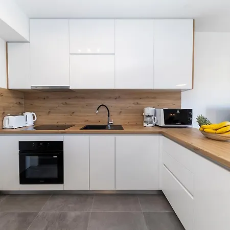 Apartment Diadora Zadar