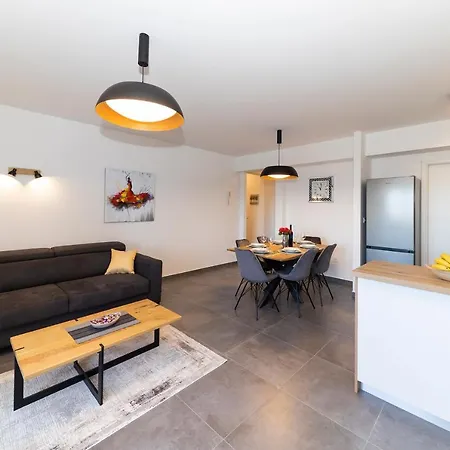 Apartment Diadora *
