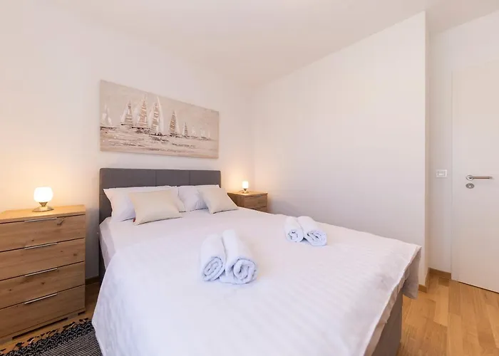 Apartment Diadora Zadar